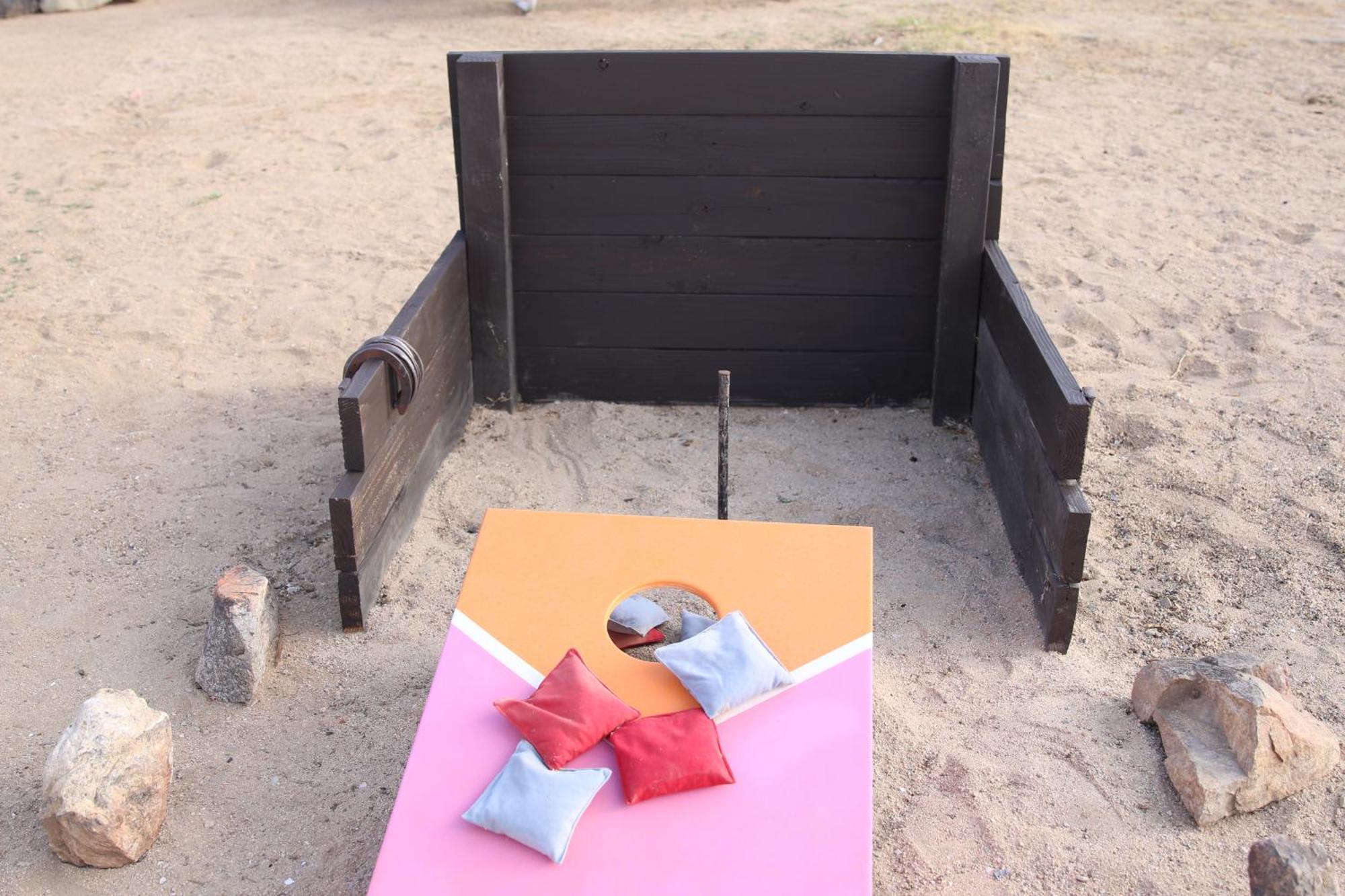 Twin Palms Desert Getaway - Jacuzzi, Fire Pit, Meditation Room & More جوشوا تري المظهر الخارجي الصورة
